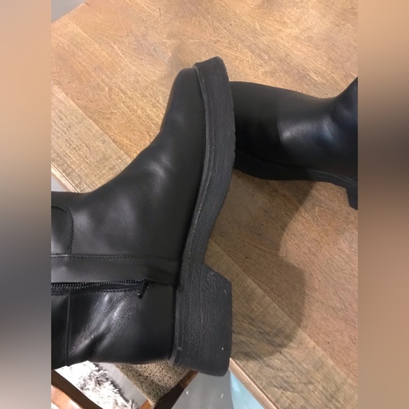 Chunky Sole Leather Boots - Picture 10 of 13